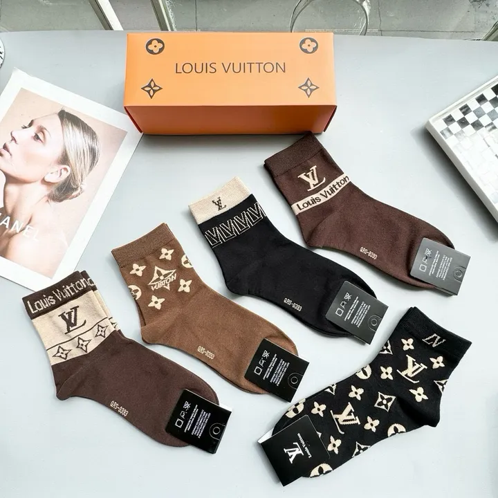 スーパーコピー ルイヴィトン 靴下