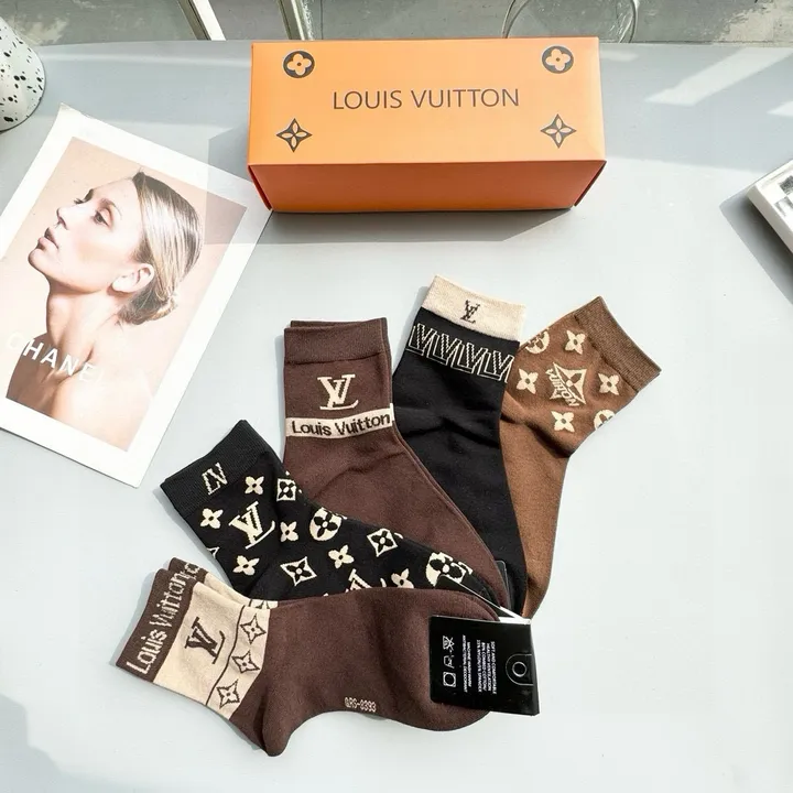 スーパーコピー ルイヴィトン 靴下