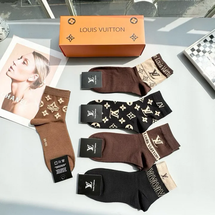 スーパーコピー ルイヴィトン 靴下