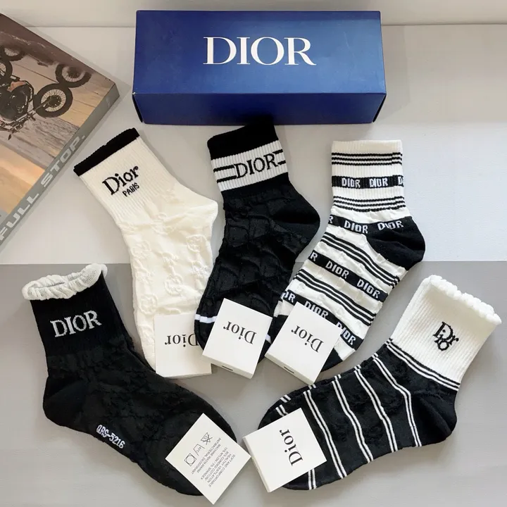 スーパーコピー ディオール 靴下