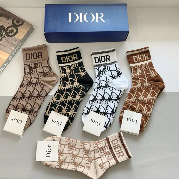 スーパーコピー ディオール 靴下