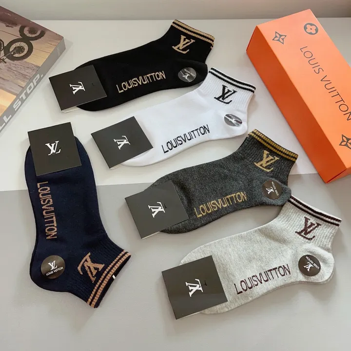 スーパーコピー ルイヴィトン 靴下
