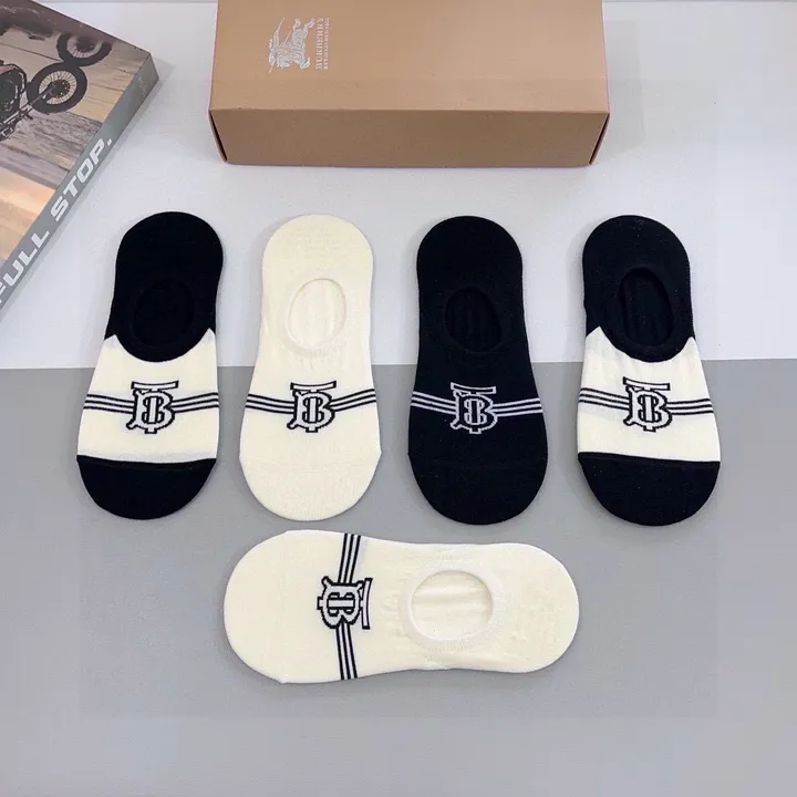 スーパーコピー バーバリー ス 靴下