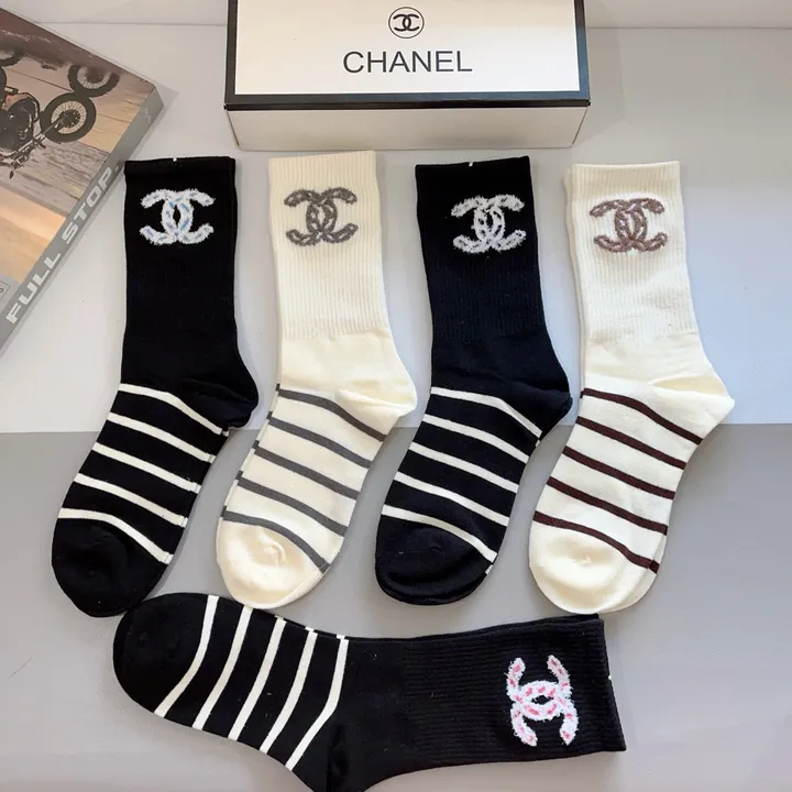 スーパーコピー シャネル 靴下