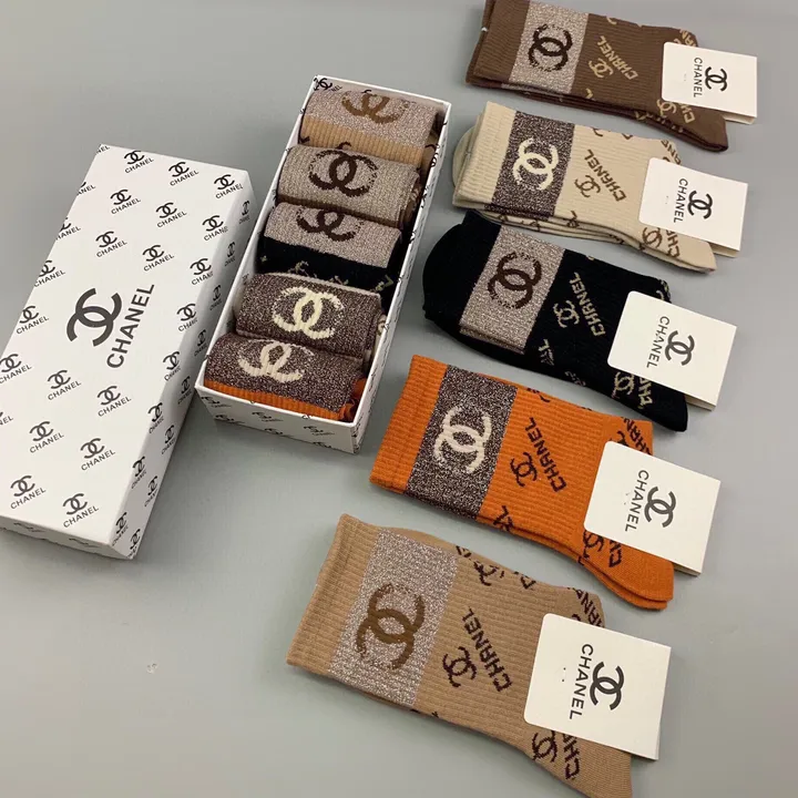 スーパーコピー シャネル 靴下