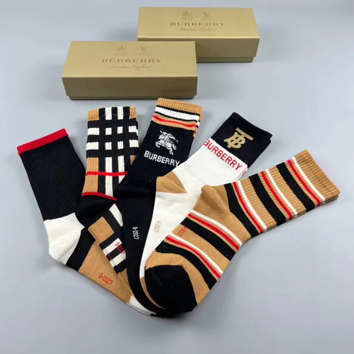 スーパーコピー バーバリー ス 靴下