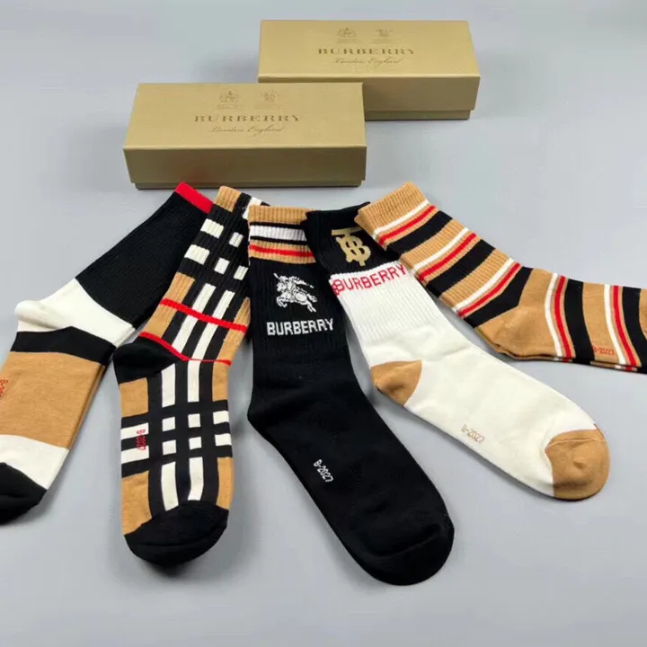 スーパーコピー バーバリー ス 靴下