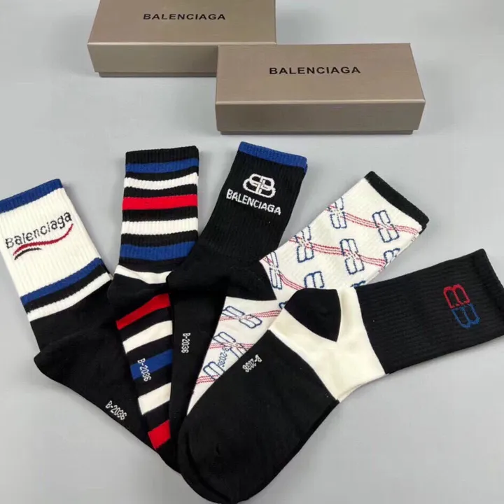 スーパーコピー バレンシアガ 靴下