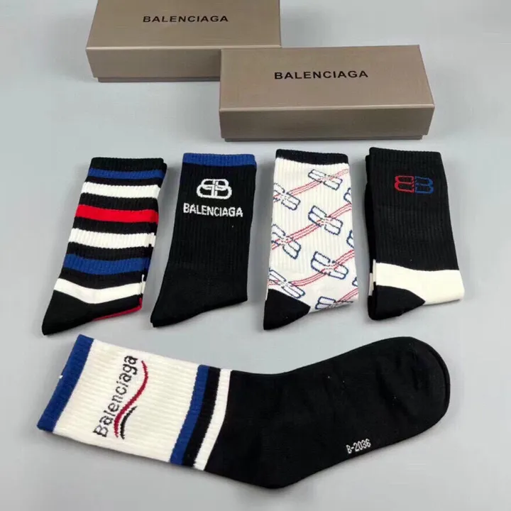 スーパーコピー バレンシアガ 靴下