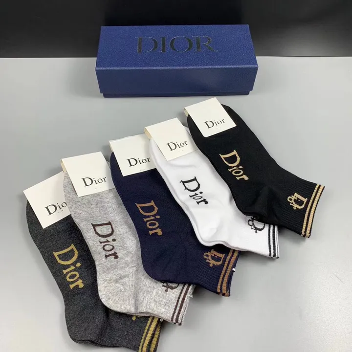 スーパーコピー ディオール 靴下