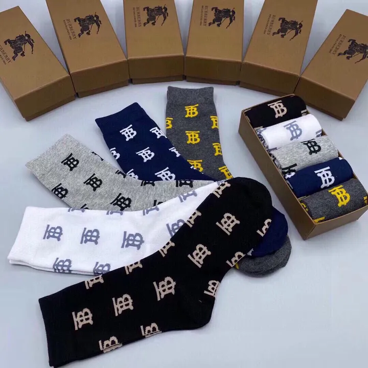 スーパーコピー バーバリー ス 靴下