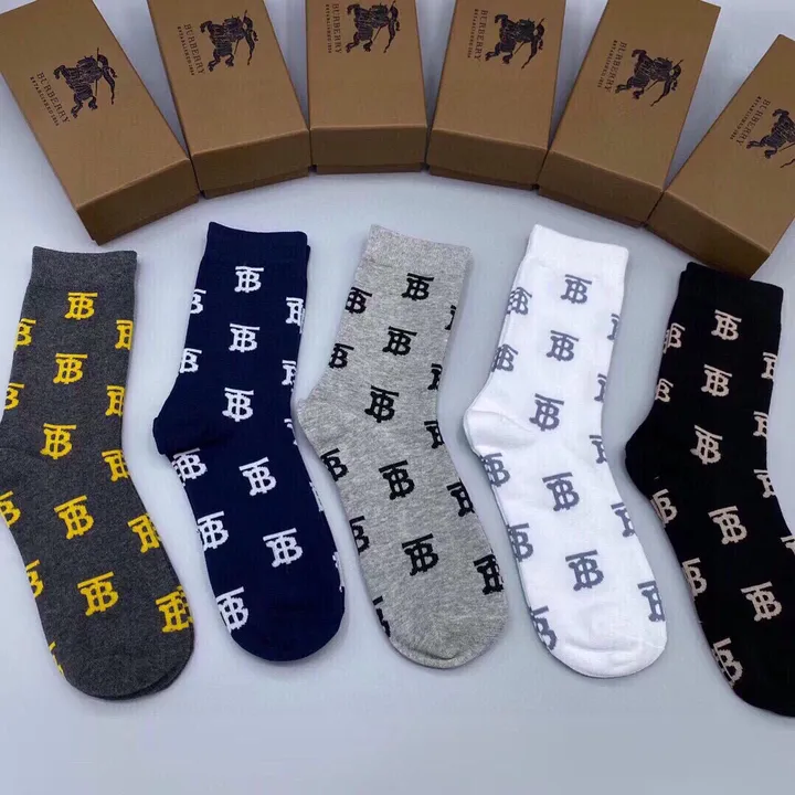 スーパーコピー バーバリー ス 靴下