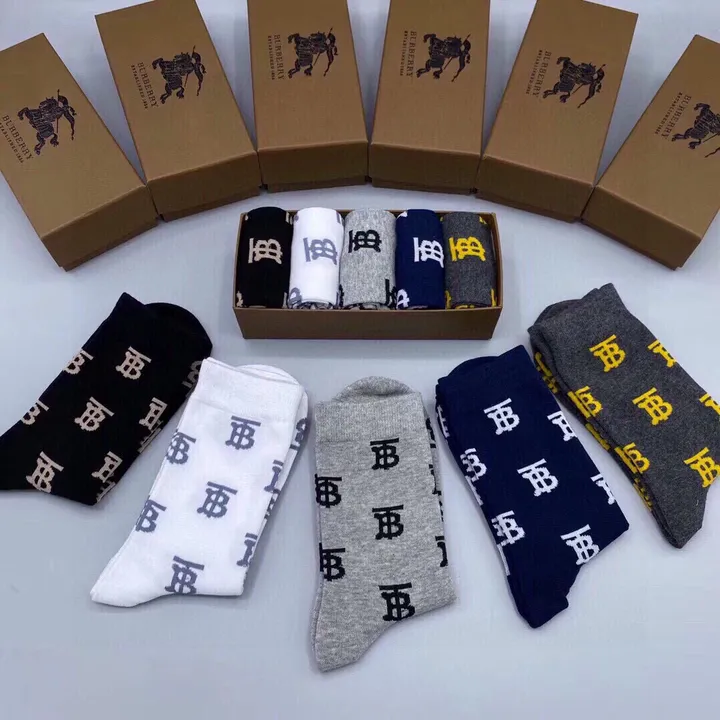 スーパーコピー バーバリー ス 靴下