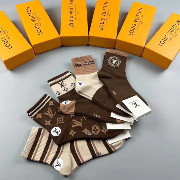 スーパーコピー ルイヴィトン 靴下
