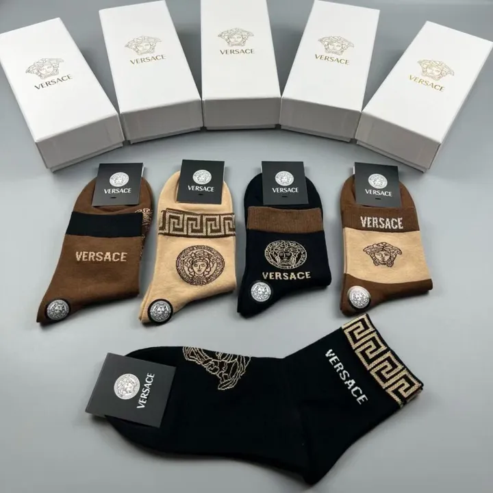 スーパーコピー ヴェルサーチ 靴下