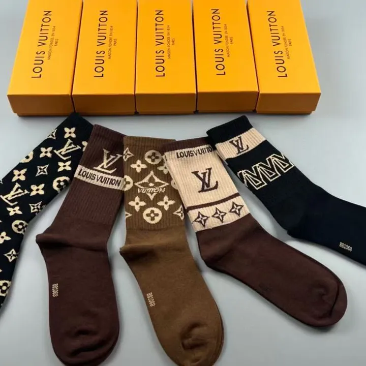 スーパーコピー ルイヴィトン 靴下