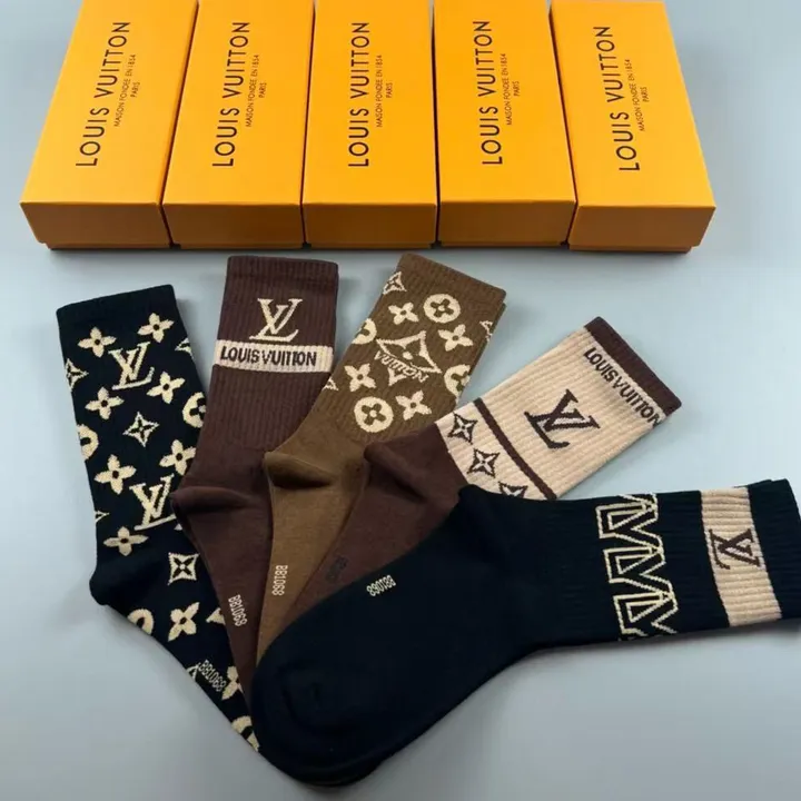 スーパーコピー ルイヴィトン 靴下