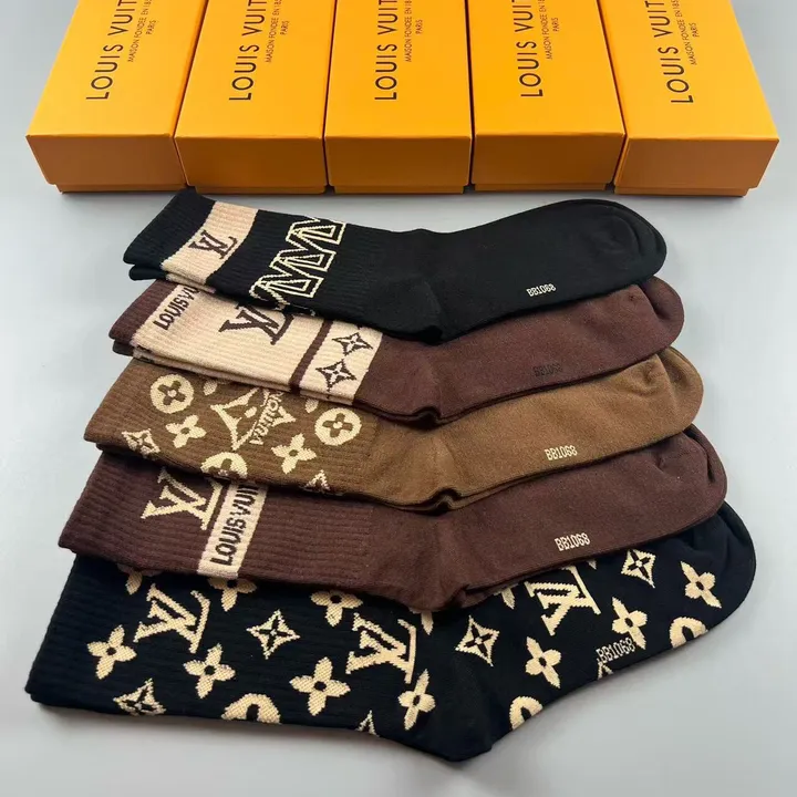 スーパーコピー ルイヴィトン 靴下