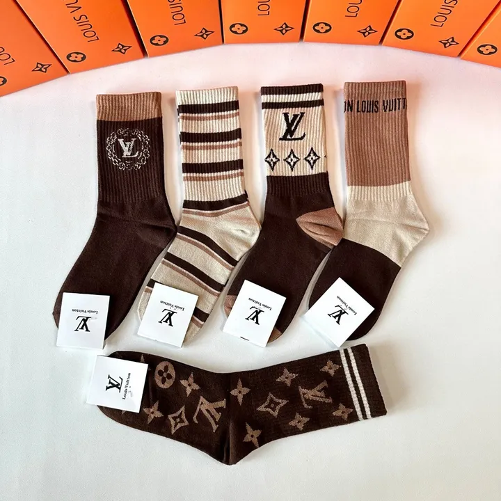 スーパーコピー ルイヴィトン 靴下