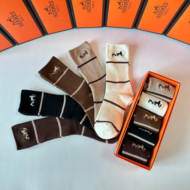 スーパーコピー シャネル 靴下