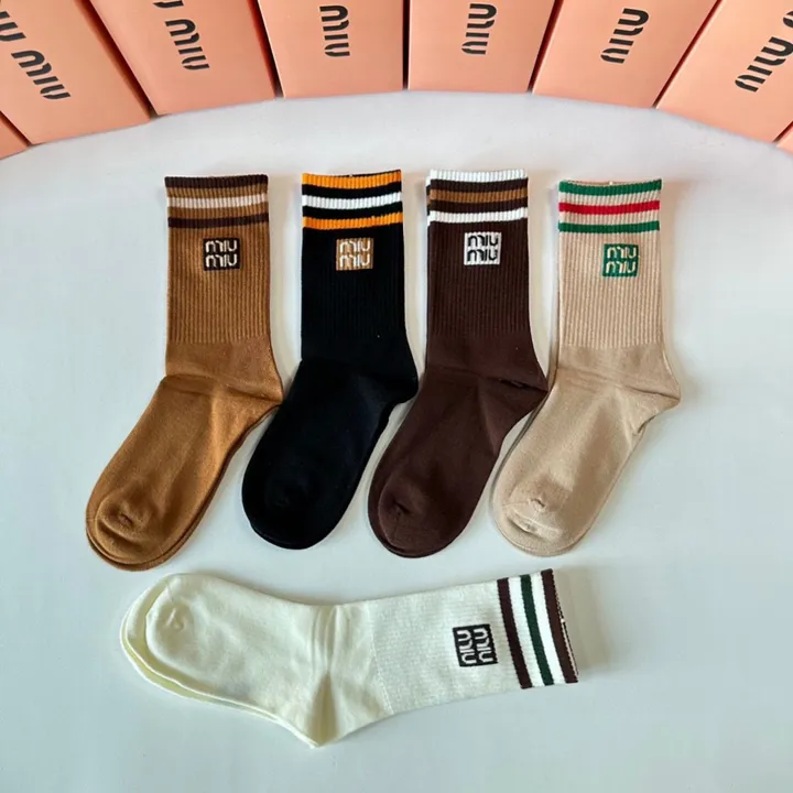 スーパーコピー ミュウミュウ 靴下