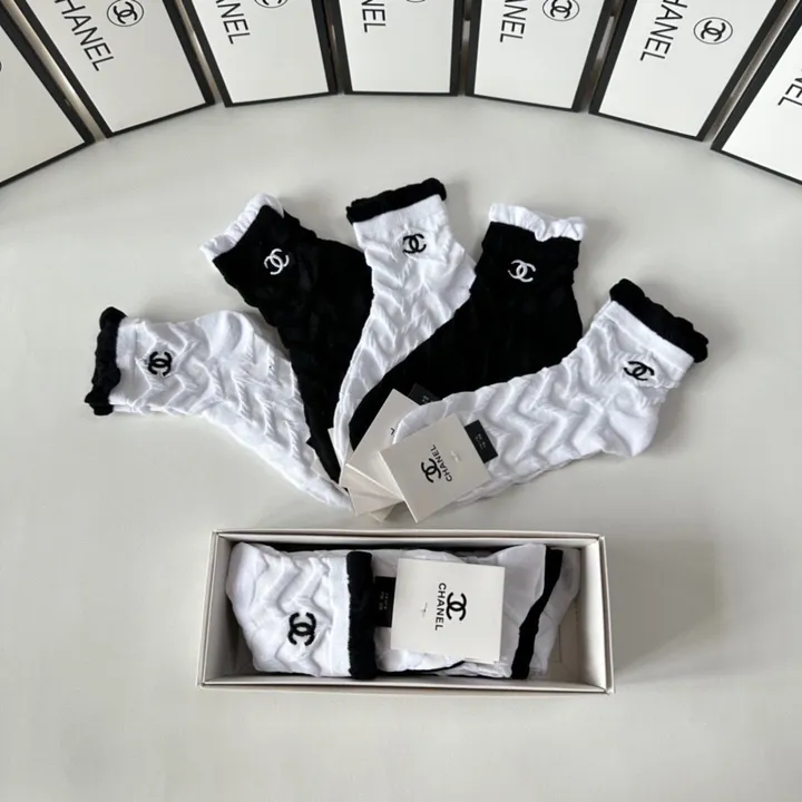 スーパーコピー シャネル 靴下