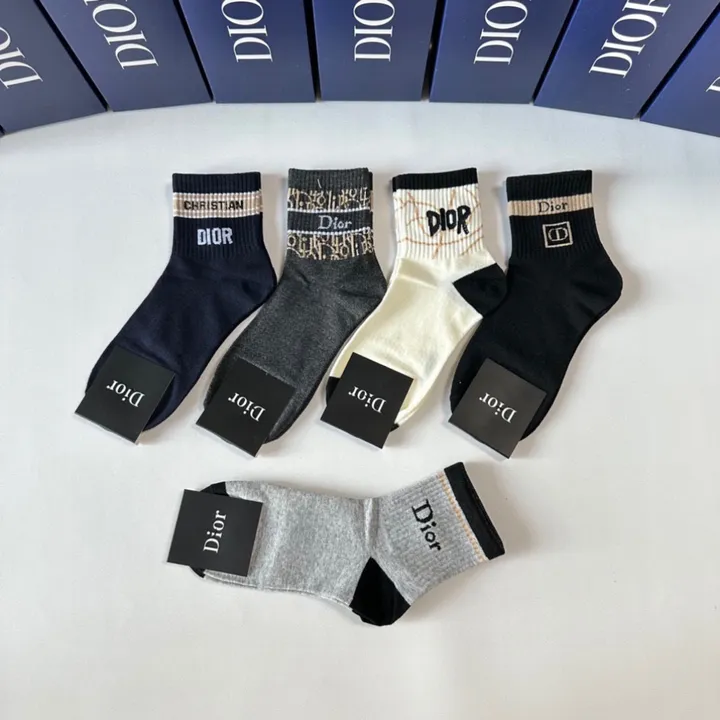 スーパーコピー ディオール 靴下