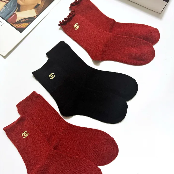 スーパーコピー シャネル 靴下