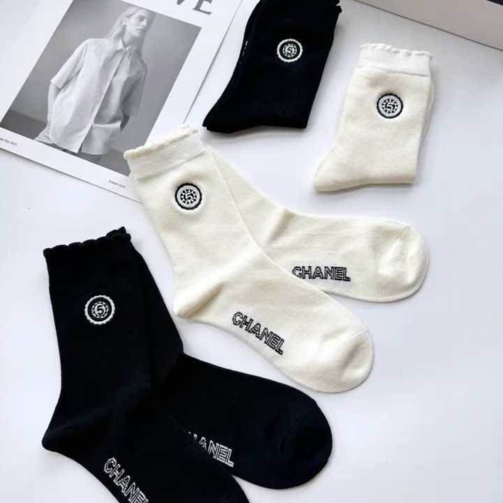 スーパーコピー シャネル 靴下