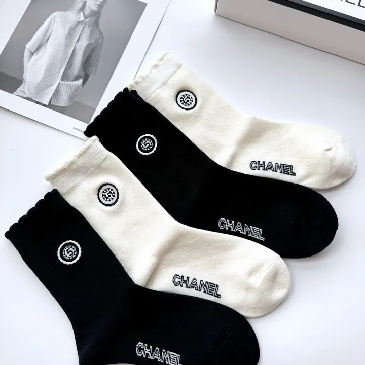 スーパーコピー シャネル 靴下