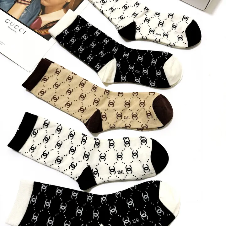 スーパーコピー シャネル 靴下