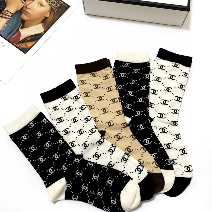 スーパーコピー シャネル 靴下