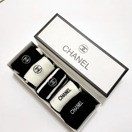 スーパーコピー シャネル 靴下