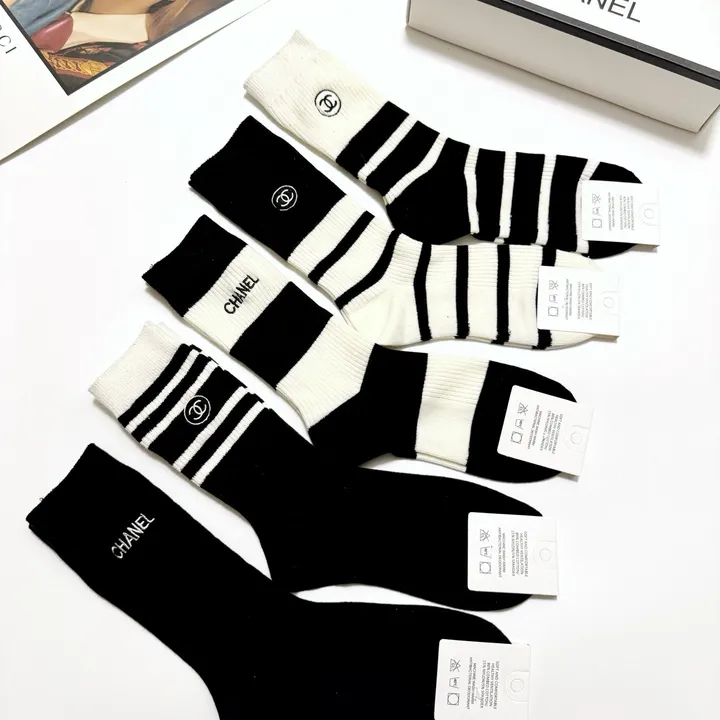スーパーコピー シャネル 靴下
