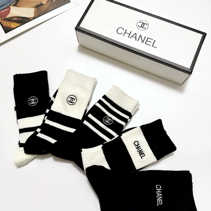 スーパーコピー シャネル 靴下