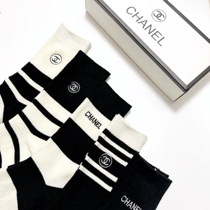 スーパーコピー シャネル 靴下