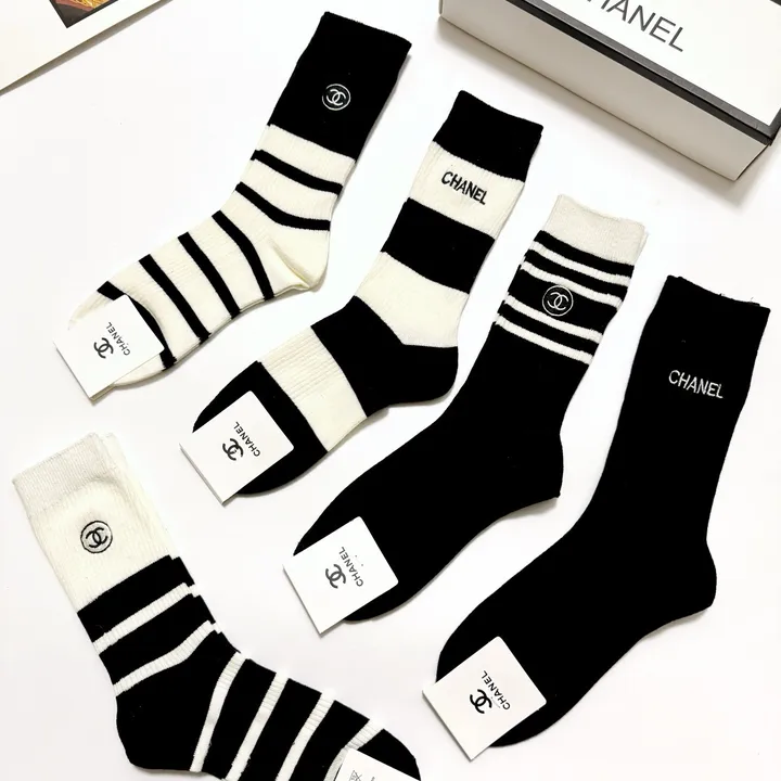 スーパーコピー シャネル 靴下