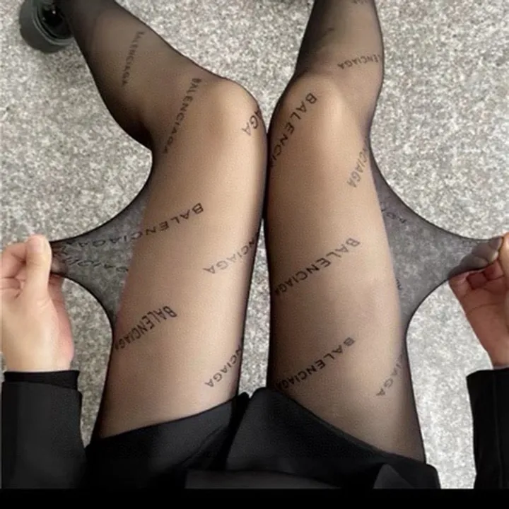 スーパーコピー バレンシアガ 靴下