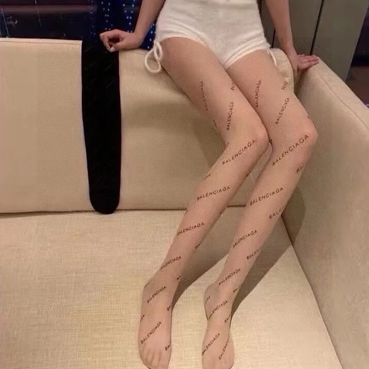 スーパーコピー バレンシアガ 靴下