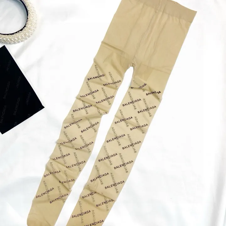 スーパーコピー バレンシアガ 靴下