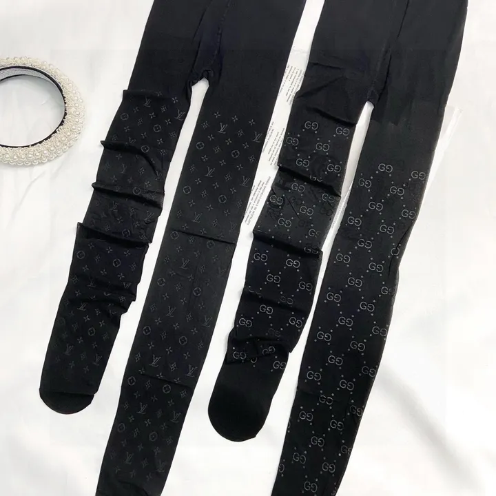 スーパーコピー ルイヴィトン 靴下