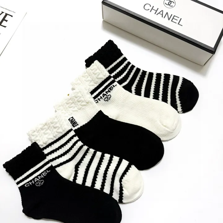 スーパーコピー シャネル 靴下