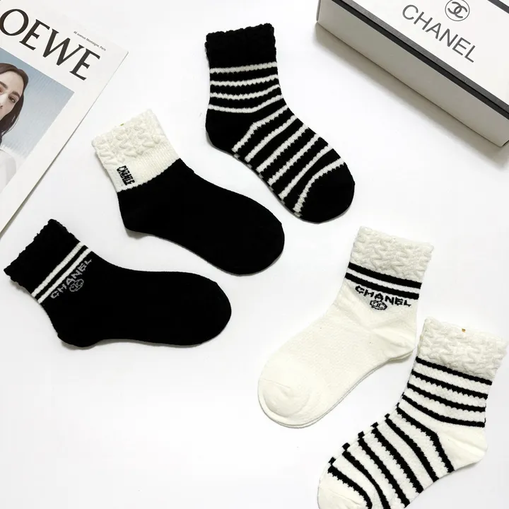 スーパーコピー シャネル 靴下
