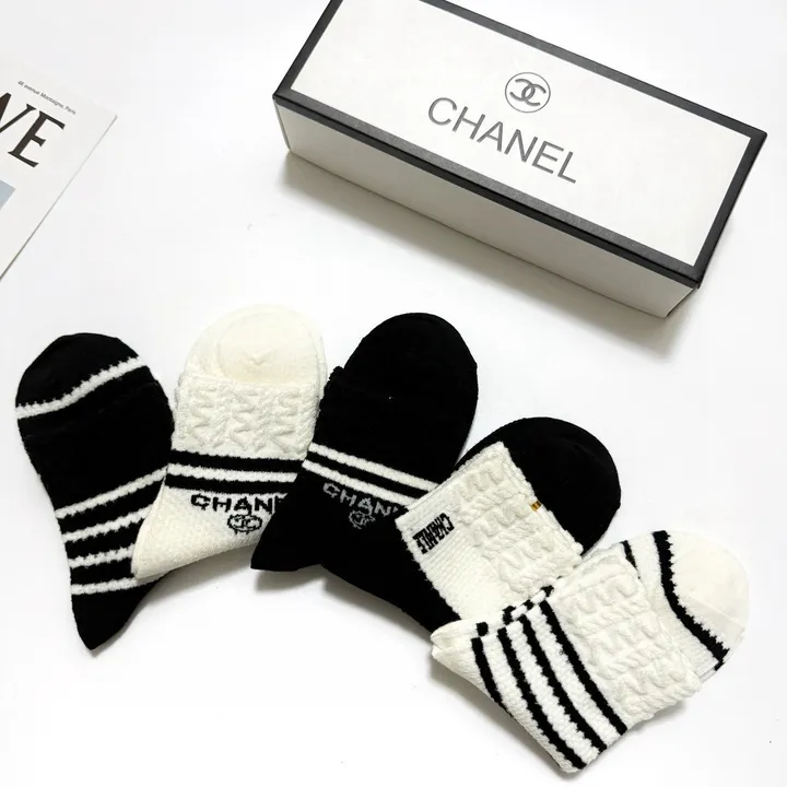 スーパーコピー シャネル 靴下