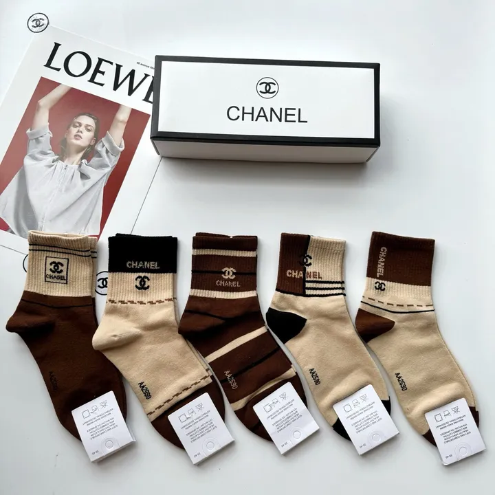 スーパーコピー シャネル 靴下