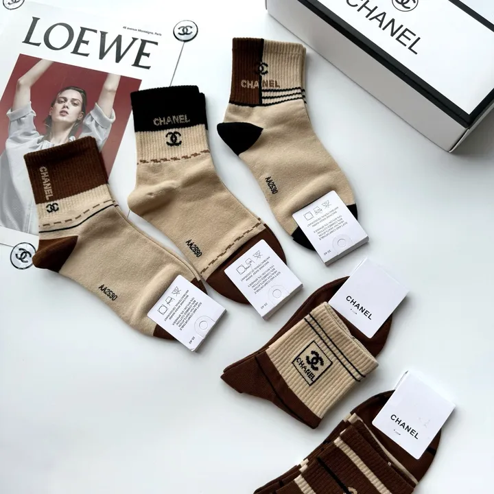 スーパーコピー シャネル 靴下