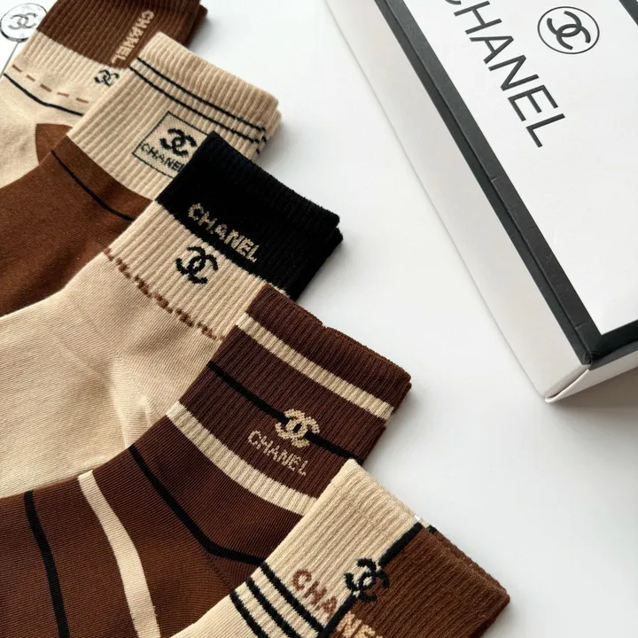 スーパーコピー シャネル 靴下