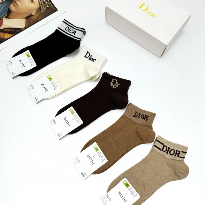 スーパーコピー ディオール 靴下