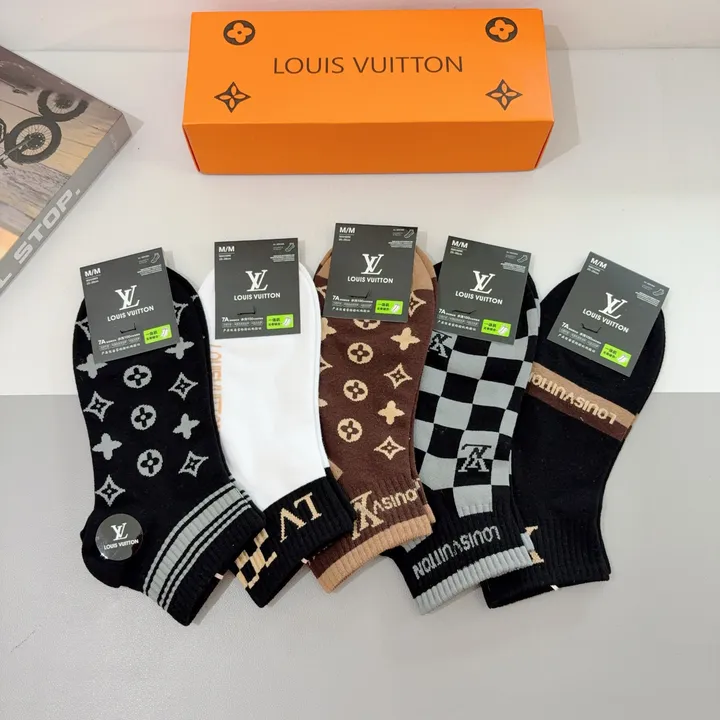 スーパーコピー ルイヴィトン 靴下
