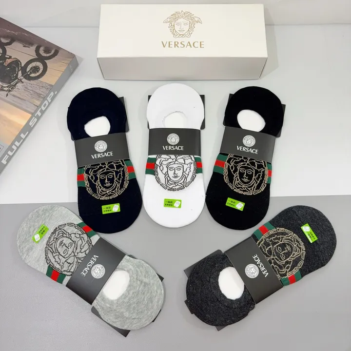 スーパーコピー ヴェルサーチ 靴下
